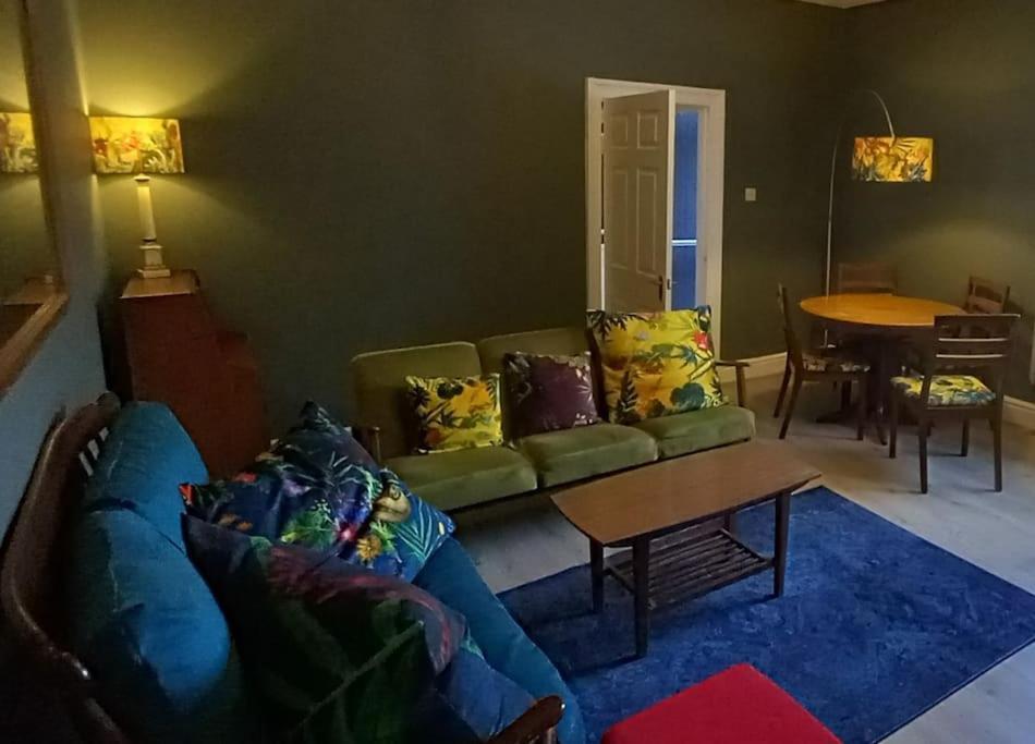Peaceful Home From Home - Spacious 3 Bedroom House Accommodating 7 - Ideal For Families And Workers Gateshead Εξωτερικό φωτογραφία